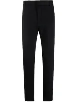 Hugo Slim Fit Chinos In Black