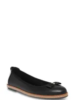 Anne Klein Women's Eve Flats In Black Leather