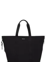 Tumi Essential Large East-west Tote Bag In Black