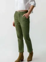 Amo Cord Easy Army Trouser In Tea Leaf In Green