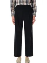 Auralee Light Wool Max Gabardine Two-tuck Slacks In Top Black