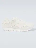 Bottega Veneta Orbit Sneakers In White