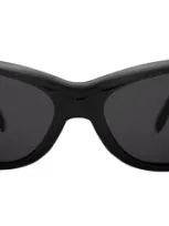 Illesteva Granada Sunglasses In Black / Grey