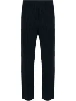 Issey Miyake Pleated Trousers In Blue