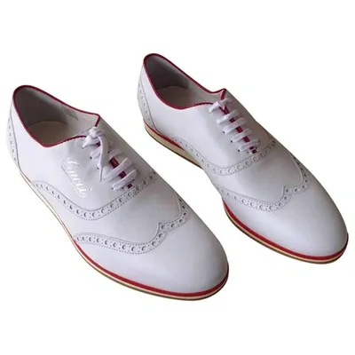 Pre-owned Gucci Leather Derbies In White