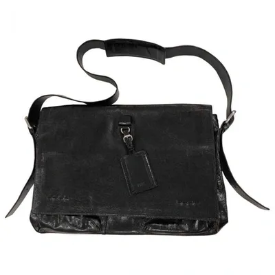 Pre-owned Hugo Boss Patent Leather Travel Bag In Black