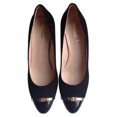 Pre-owned Baldinini Heels In Black