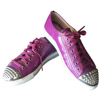 Pre-owned Miu Miu Patent Leather Baskets In Purple