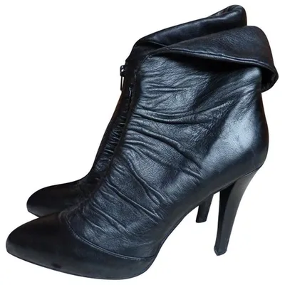 Pre-owned Balmain Leather Ankle Boots In Black