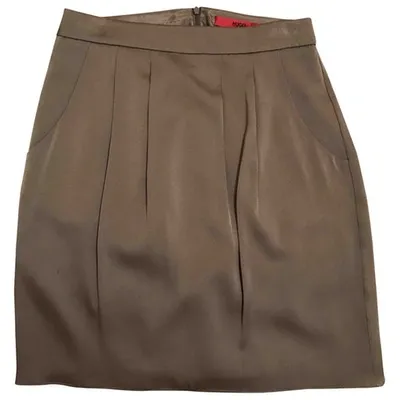 Pre-owned Hugo Boss Silk Mid-length Skirt In Grey