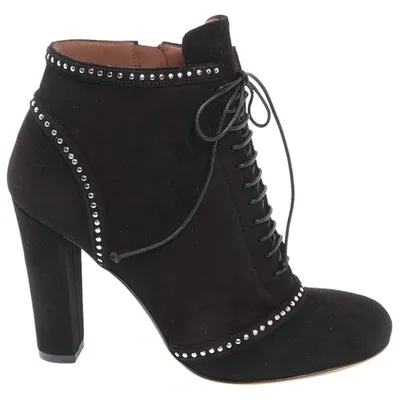 Pre-owned Tabitha Simmons Ankle Boots In Black