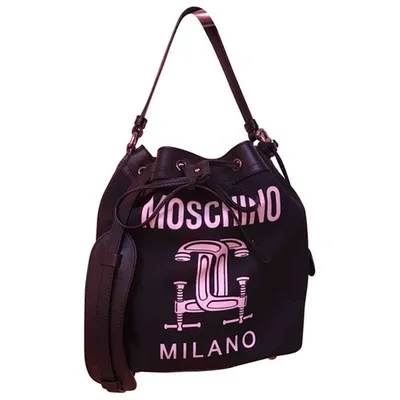 Pre-owned Moschino Cloth Handbag In Black