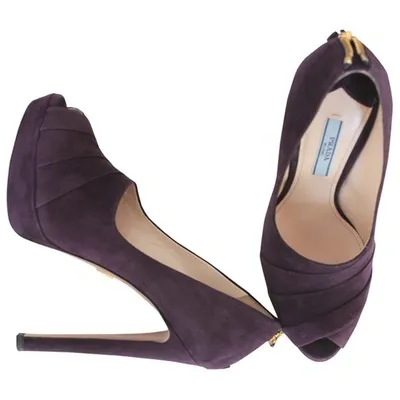 Pre-owned Prada Heels In Purple