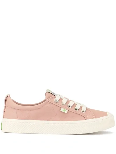 Cariuma Ladies Oca Low Lace-up Canvas Trainers In Rose Red