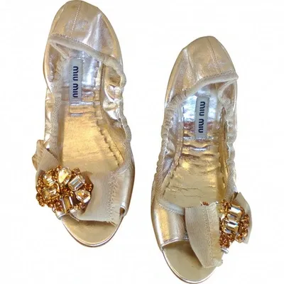 Pre-owned Miu Miu Ballet Flats In Gold