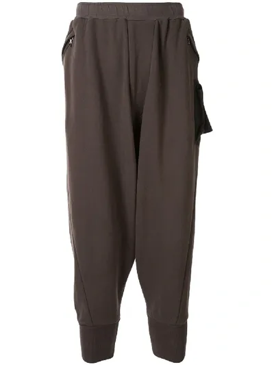 Julius Dropped-crotch Cropped Trousers In Green