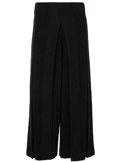 Issey Miyake Voidy Pleated Wide-leg Trousers In Black