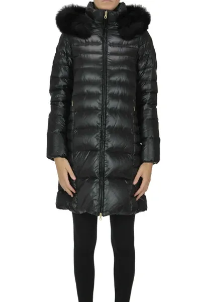 Duvetica Fionnuala Quilted Down-jacket In Black