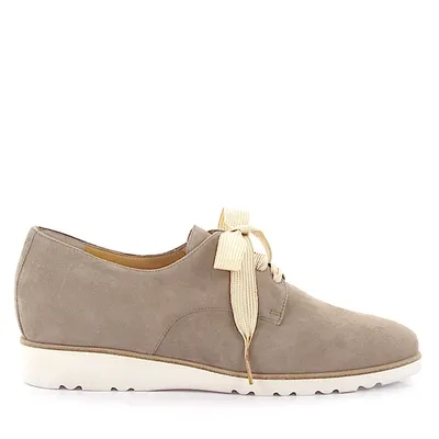 Truman's Lace Up Shoes In Beige