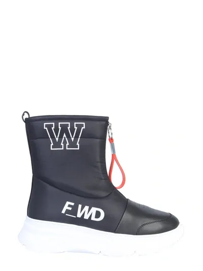 Forward Leather Boot Unisex In Black