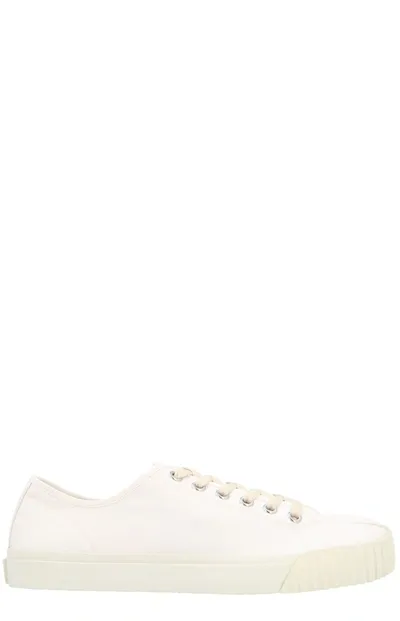 Maison Margiela Tabi Low In White