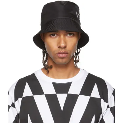 Valentino Garavani Black Print Bucket Hat In Nero Bianco