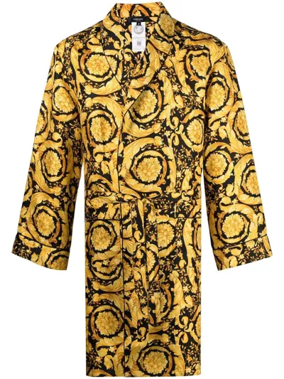 Versace Baroque Print Silk Robe In Black