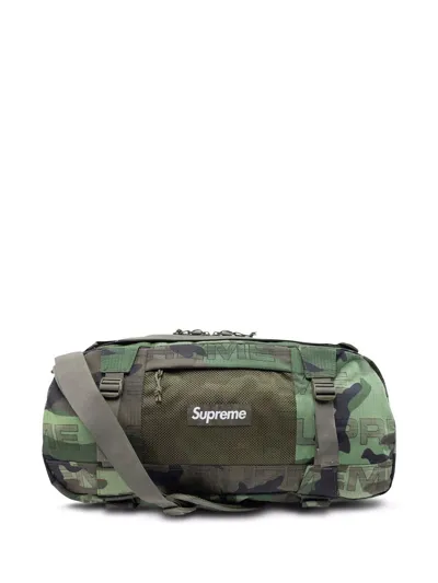 Supreme Logo-print Duffle Bag In Green