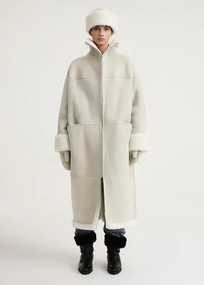 Totême Signature Shearling Coat Macadamia