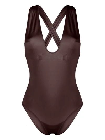 Prism Illuminate Crossover-strap Body In Brown