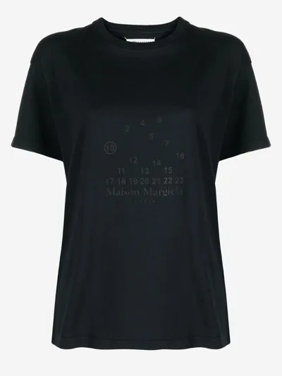 Maison Margiela T-shirt In Black