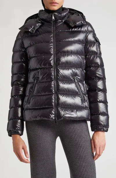 Moncler Bady Short Down Jacket In Black