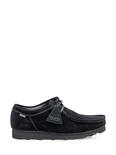 Clarks Wallabee Sneakers In Black