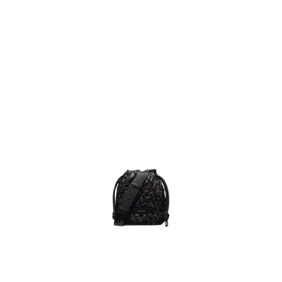 Moncler Collection Sac Seau Matelassé In Noir