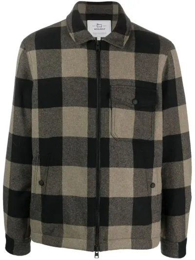 Woolrich Checked Wool-blend Shirt Jacket In Green