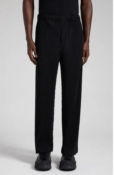 Issey Miyake Basics Pant In Black