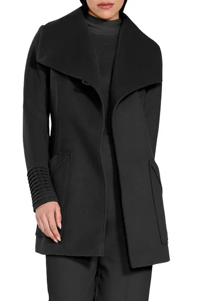 Sentaler Wide Collar Tie Waist Coat In Black