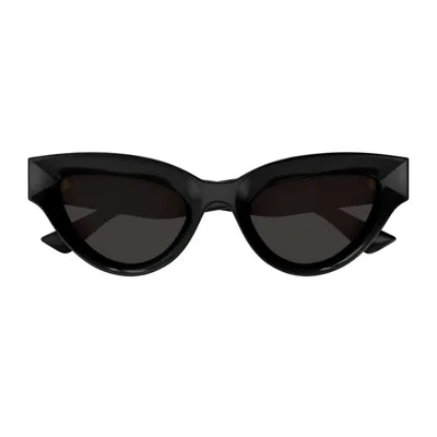 Bottega Veneta Eyewear Sharp Cat Eye Sunglasses In Black