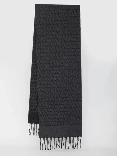 Valentino Toile Iconographe Reversible Scarf In Black