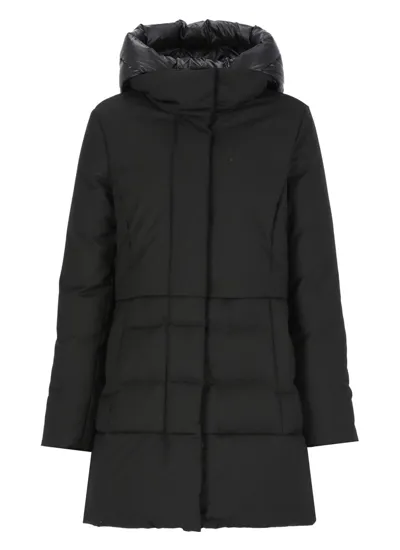 Woolrich Hooded Down Coat In Black