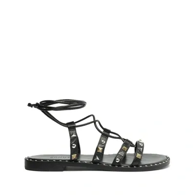 Schutz Makeena Sandal In Black