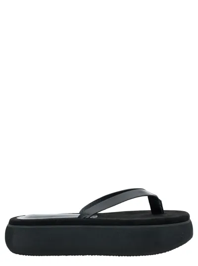 Osoi Boat Leather Flip Flops In Black