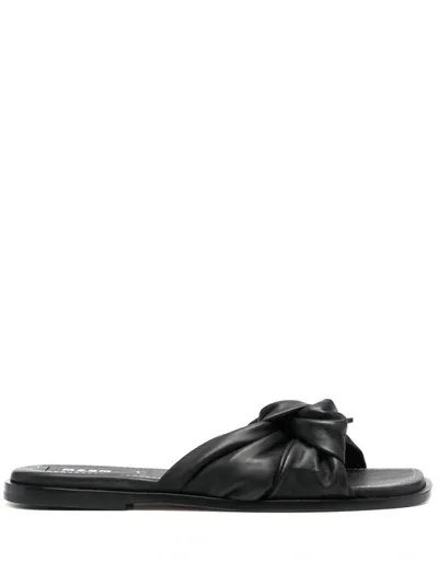 Msgm Knot-strap Leather Sandals In Black