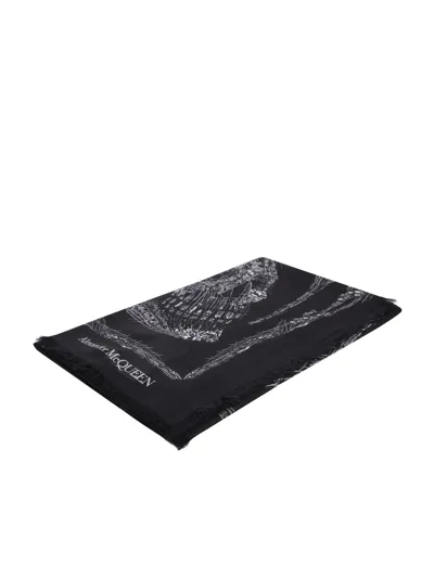 Alexander Mcqueen Skull Motif Scarf In Black