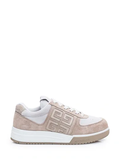 Givenchy G4 Low Top Sneaker In Beige White