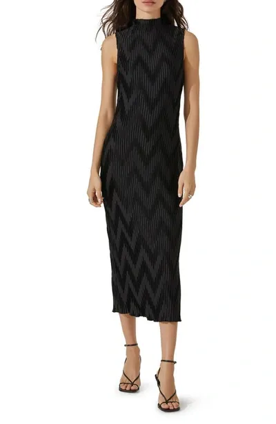 Astr The Label Zigzag Plissé Mock Neck Midi Dress In Black