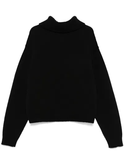 Airei Wool Sweatshirt In Black