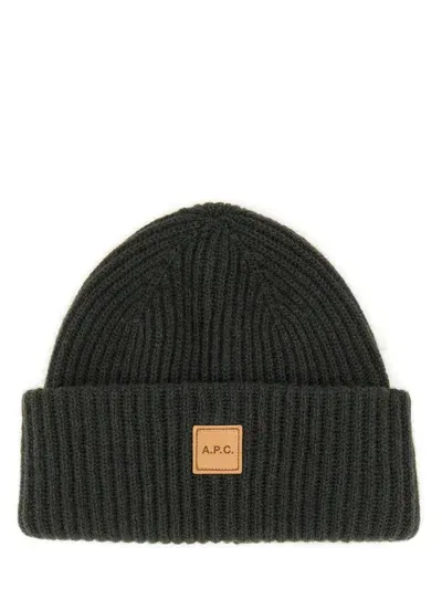 Apc A.p.c. Logo Patch Knitted Beanie In Green