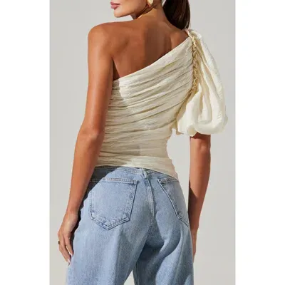 Astr The Label Gidget One-shoulder Top In Cream