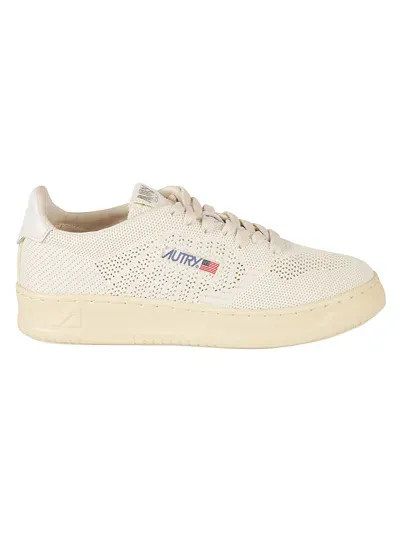 Autry Sneakers In Neutral